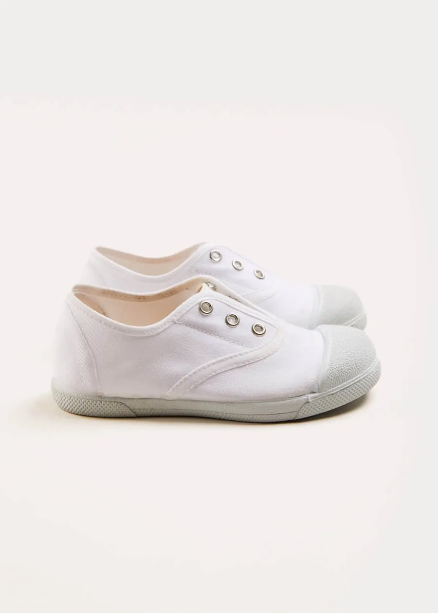 Canvas Plimsolls in White (20-34EU)