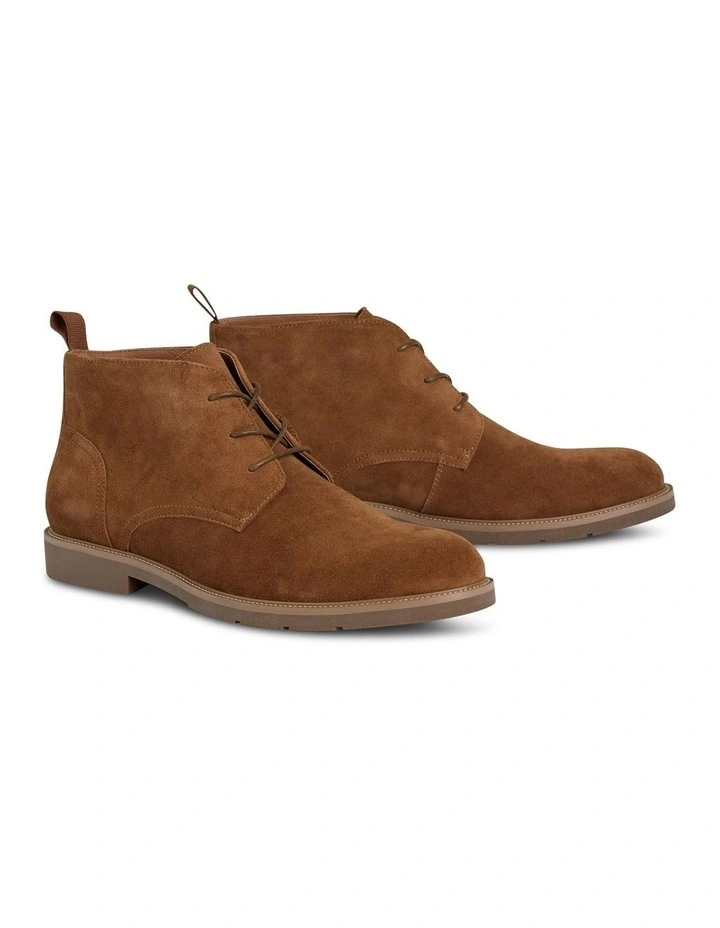 Dane Suede Desert Boot in Tan