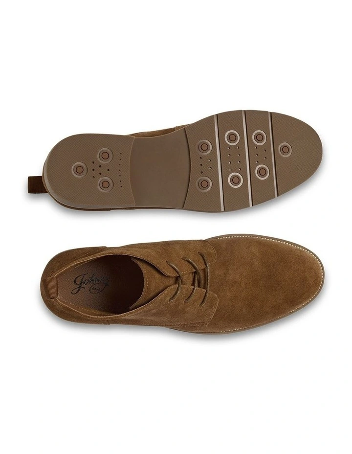 Dane Suede Desert Boot in Tan