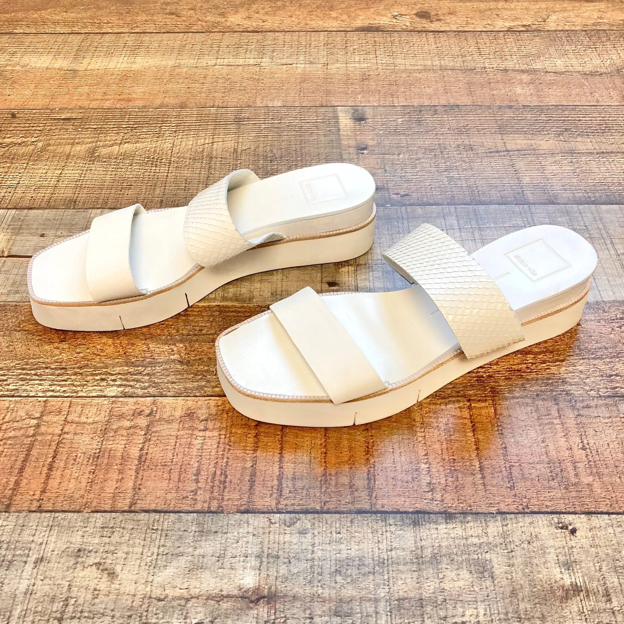 Dolce Vita White Embossed Leather Parni Slide Sandals - Size 9 (see notes)