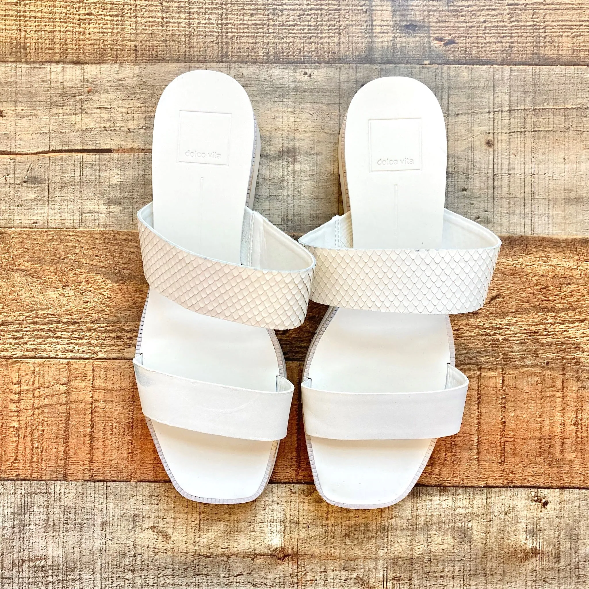 Dolce Vita White Embossed Leather Parni Slide Sandals - Size 9 (see notes)