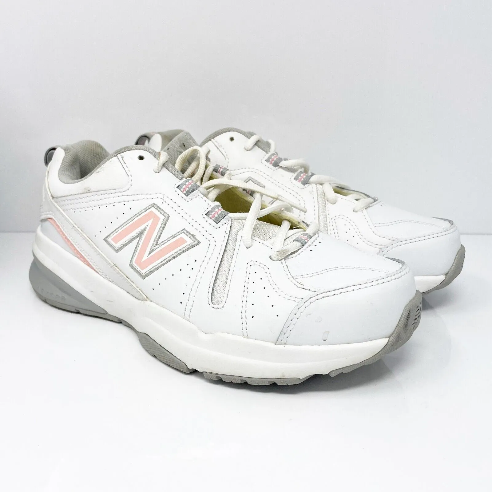 New Balance Womens 608 V5 WX608WP5 White Casual Shoes Sneakers Size 9 D