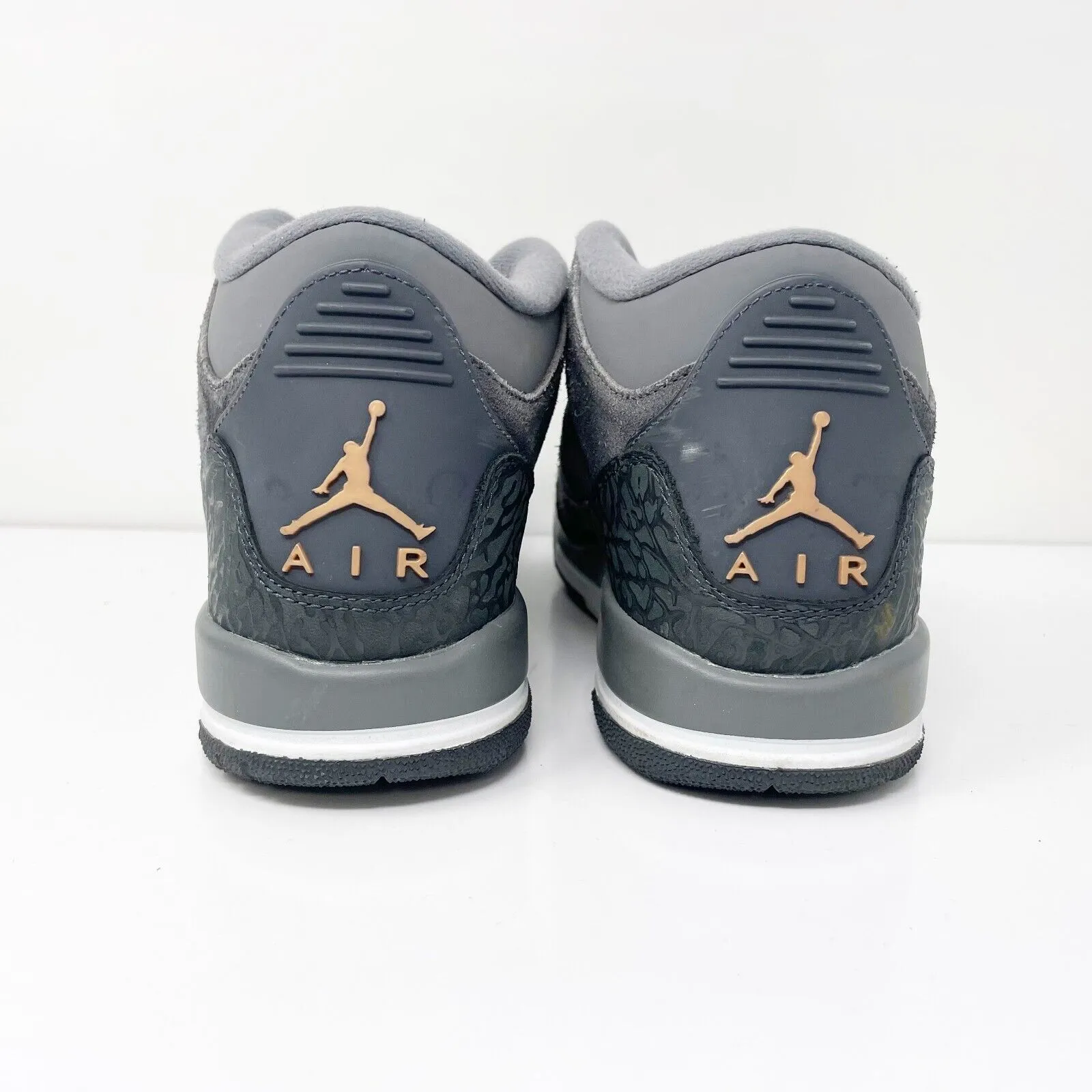 Nike Boys Air Jordan 3 441140-035 Gray Basketball Shoes Sneakers Size 7Y