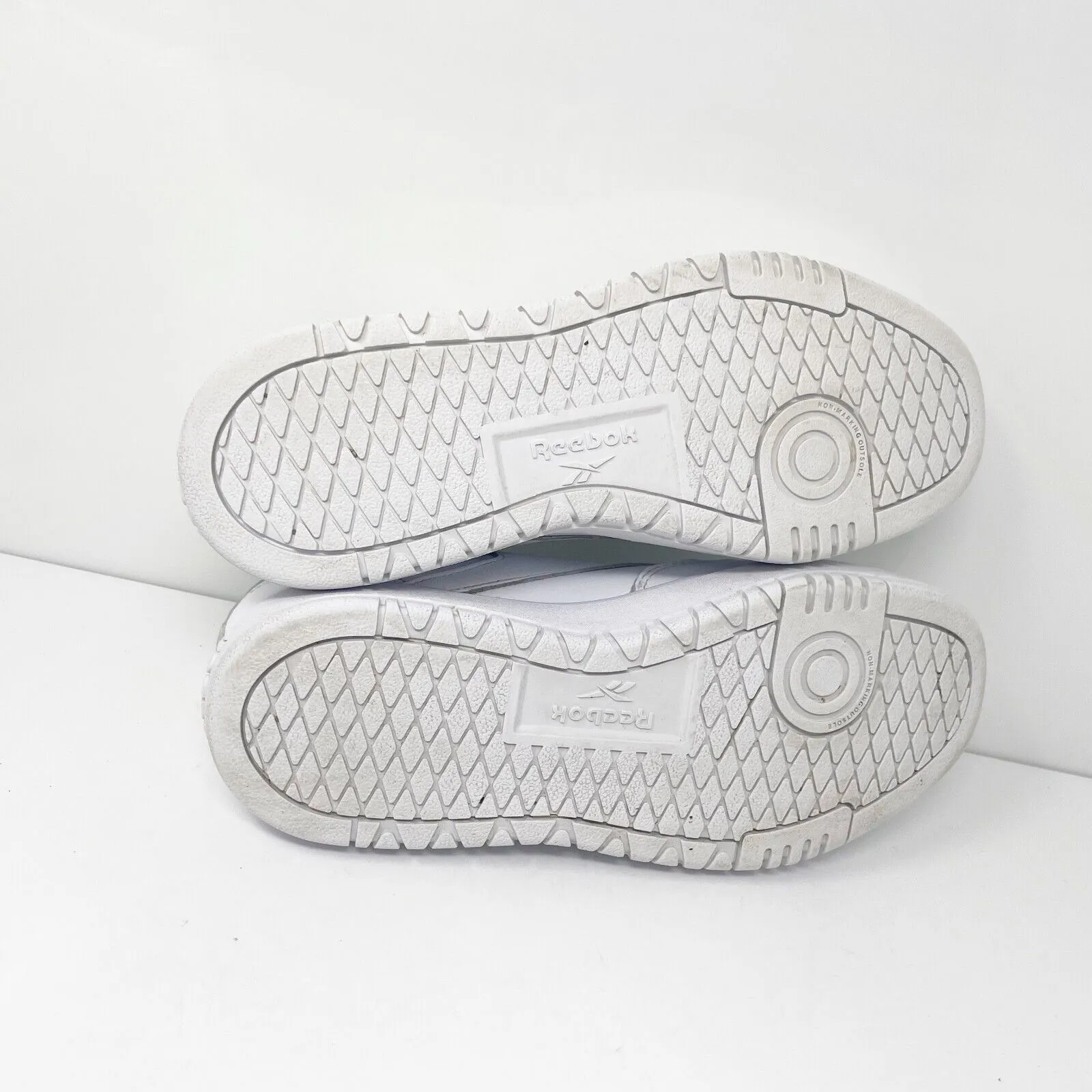 Reebok Womens Club C Double GW0854 White Casual Shoes Sneakers Size 7.5