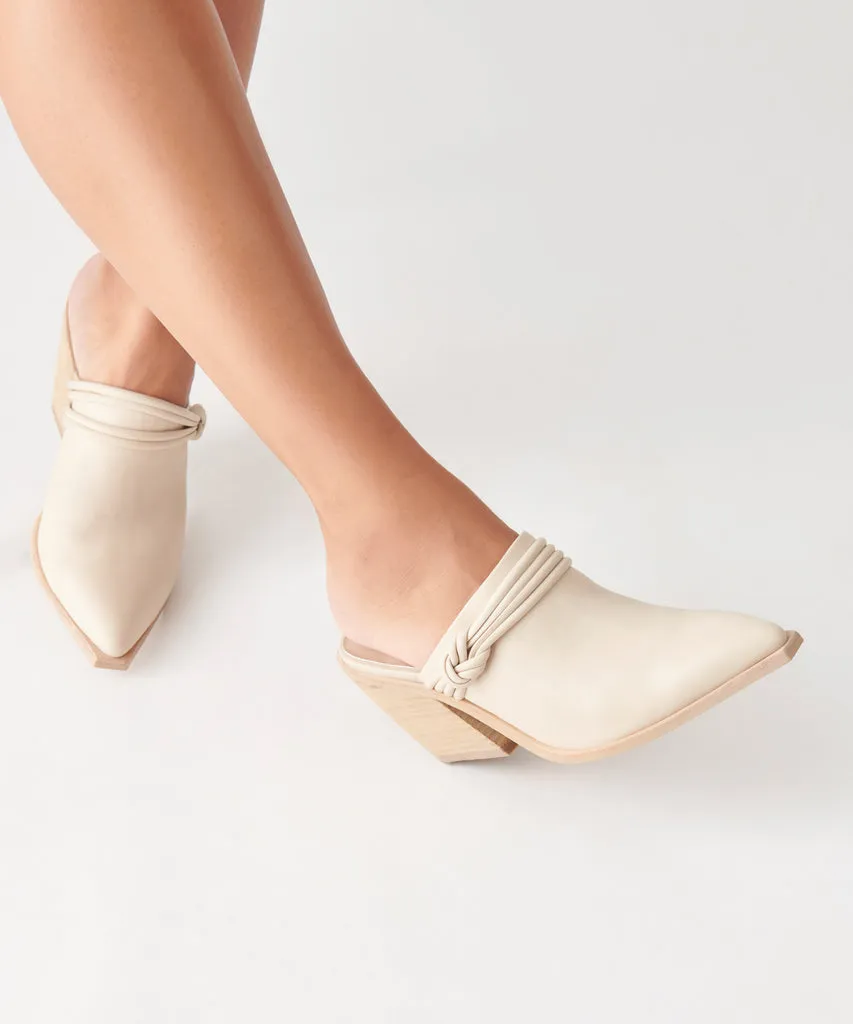 SITA MULES SAND NUBUCK– Dolce Vita 6761895329858