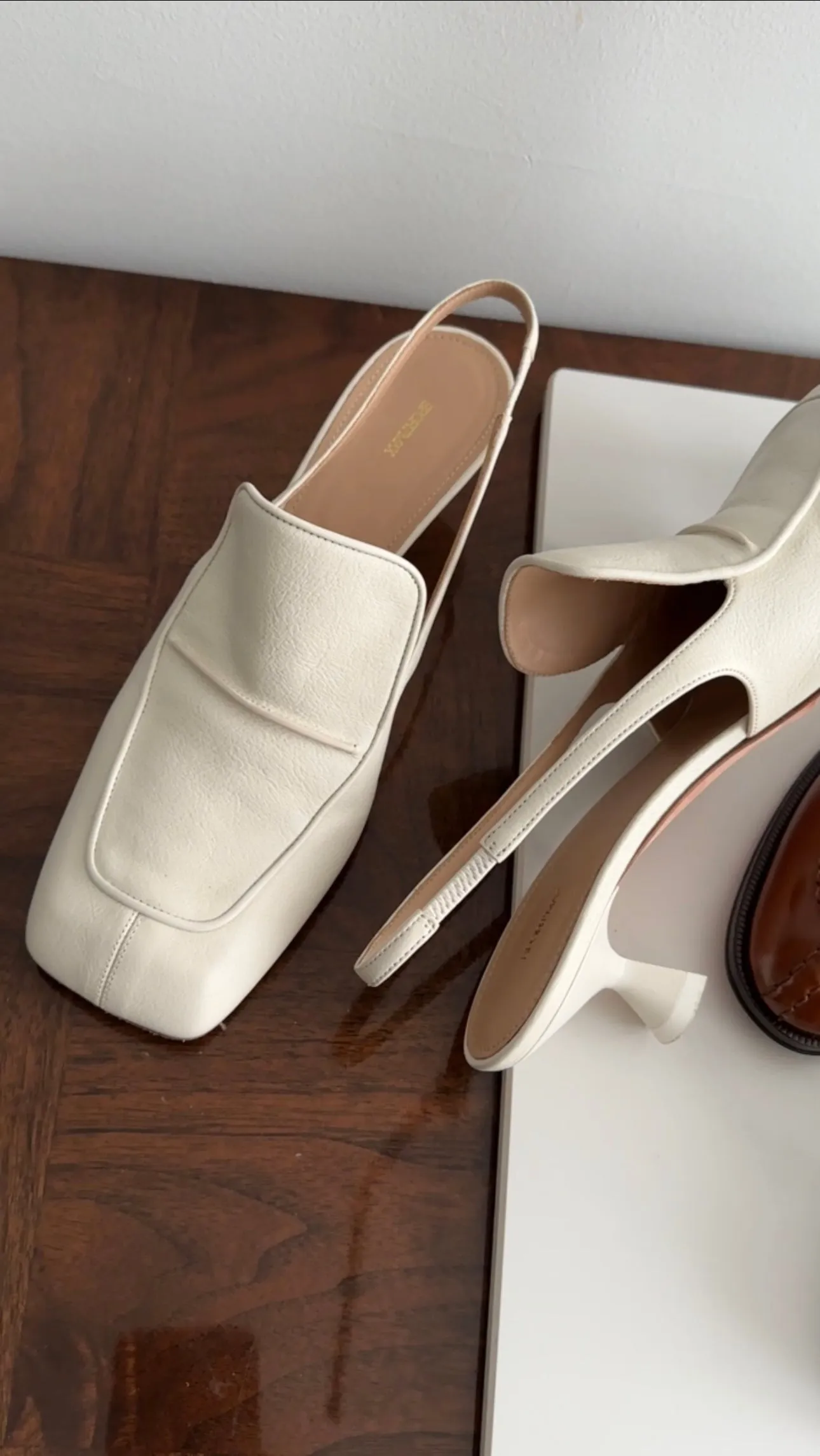 Sport Max by Max Mara Ivory Leather Slingback Mules - 39