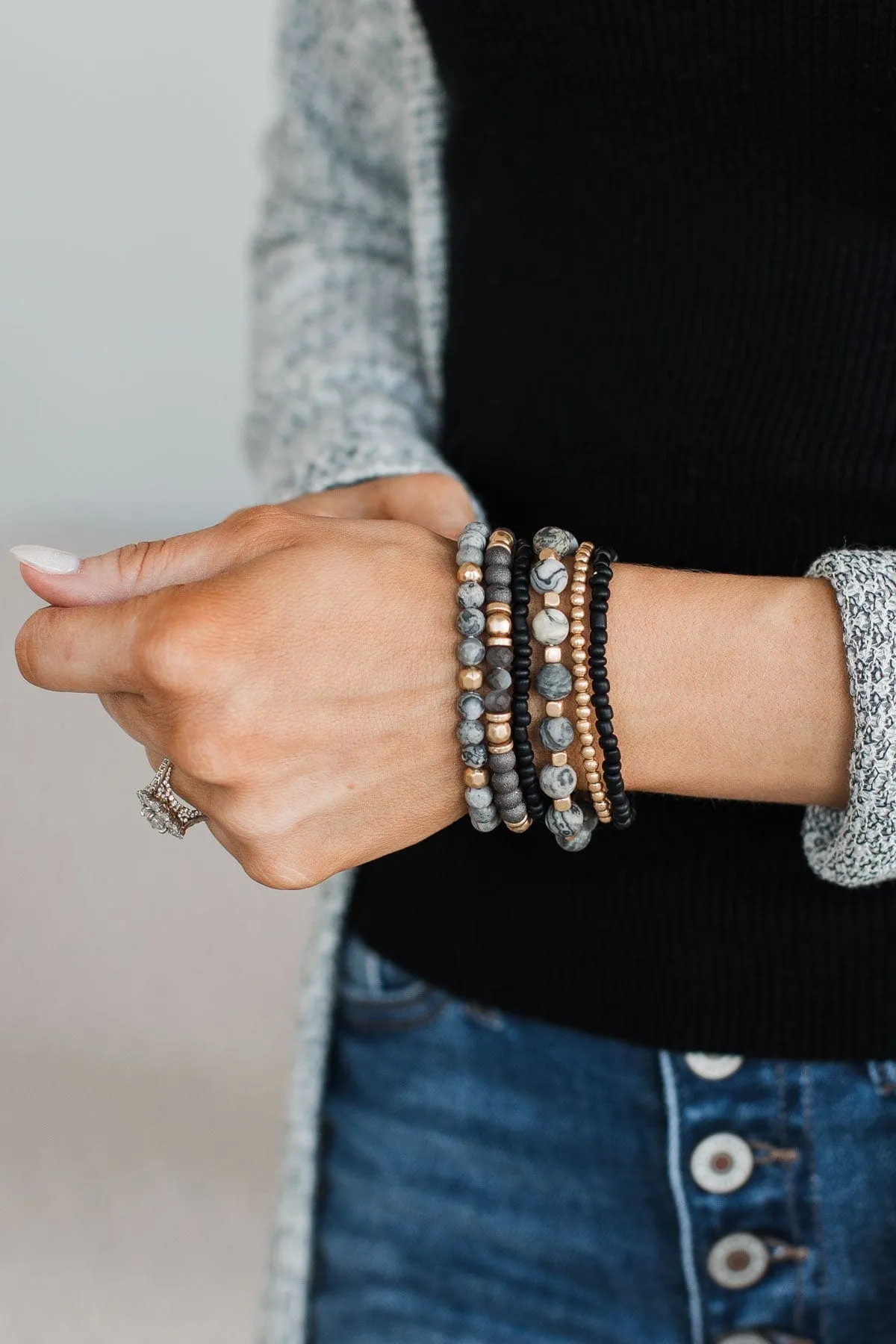 Staying Chic Beaded Bracelet Set- Black