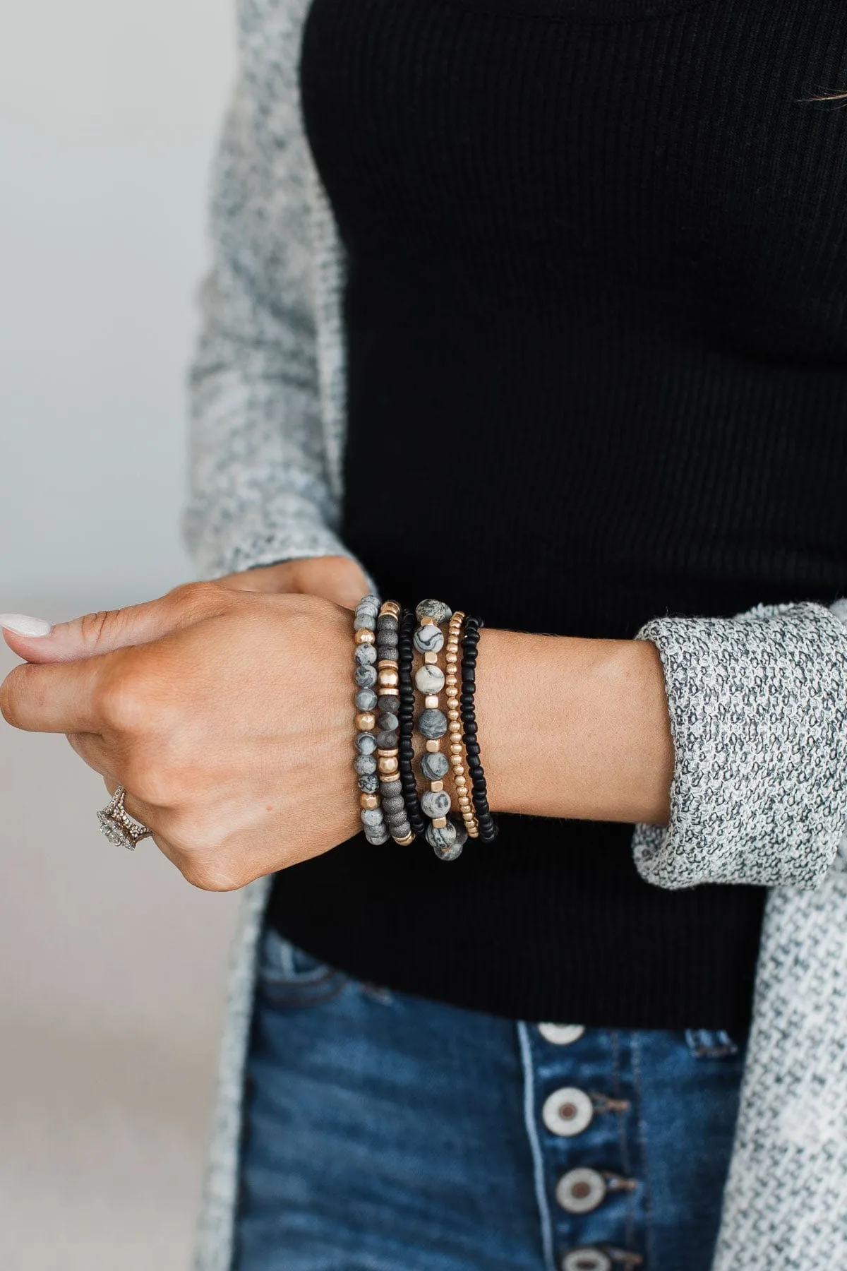 Staying Chic Beaded Bracelet Set- Black