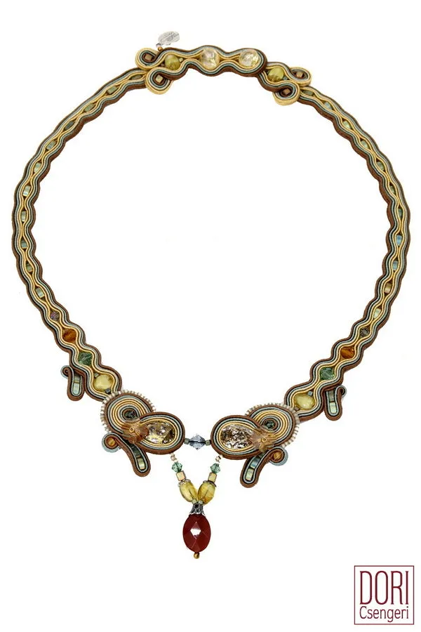 Verona Chic Necklace